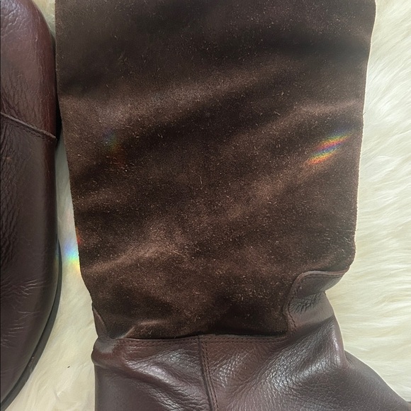 MAX STUDIO Brown Leather Knee-High Boots - Picture 3 of 9